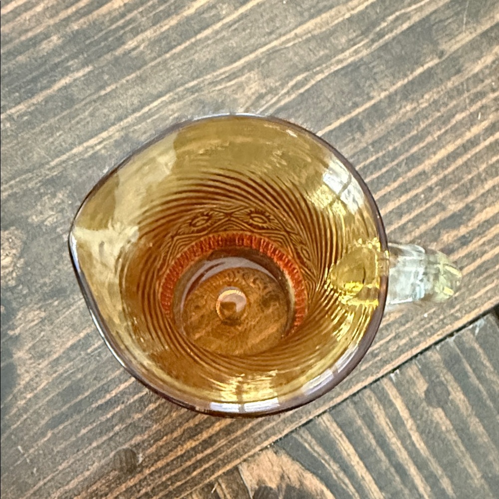 Amber Glass Pitcher with Clear Handle - Textured Serveware - Picture 4 of 5